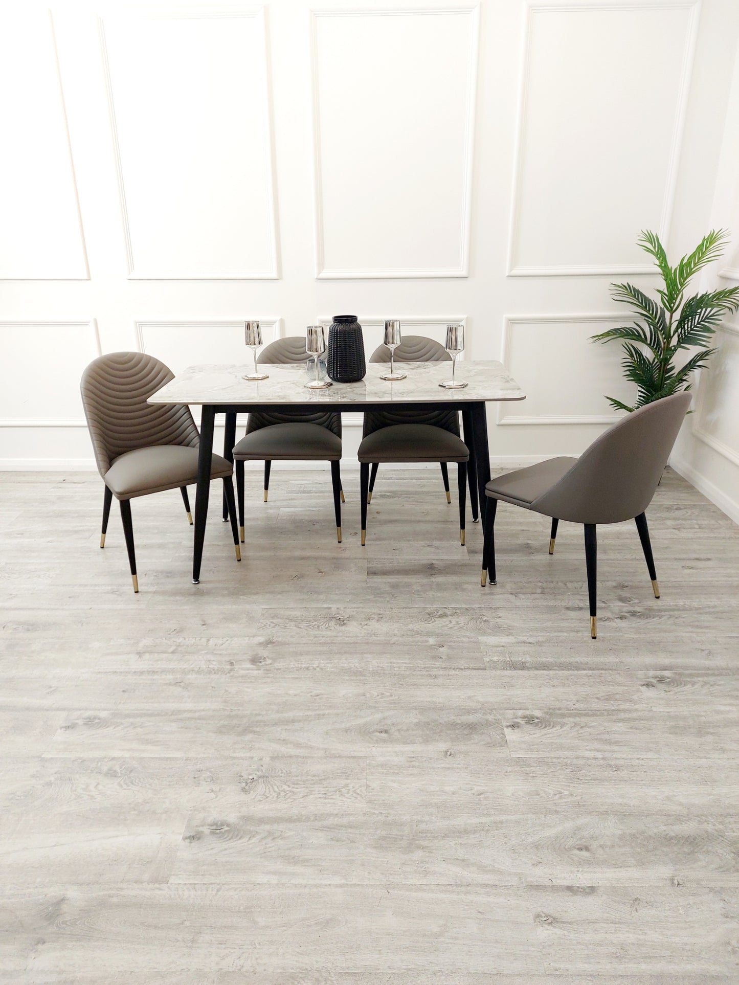 TITUS 1.4 BLACK DINING TABLE WITH SHADOW ASH GREY SINTERED STONE TOP