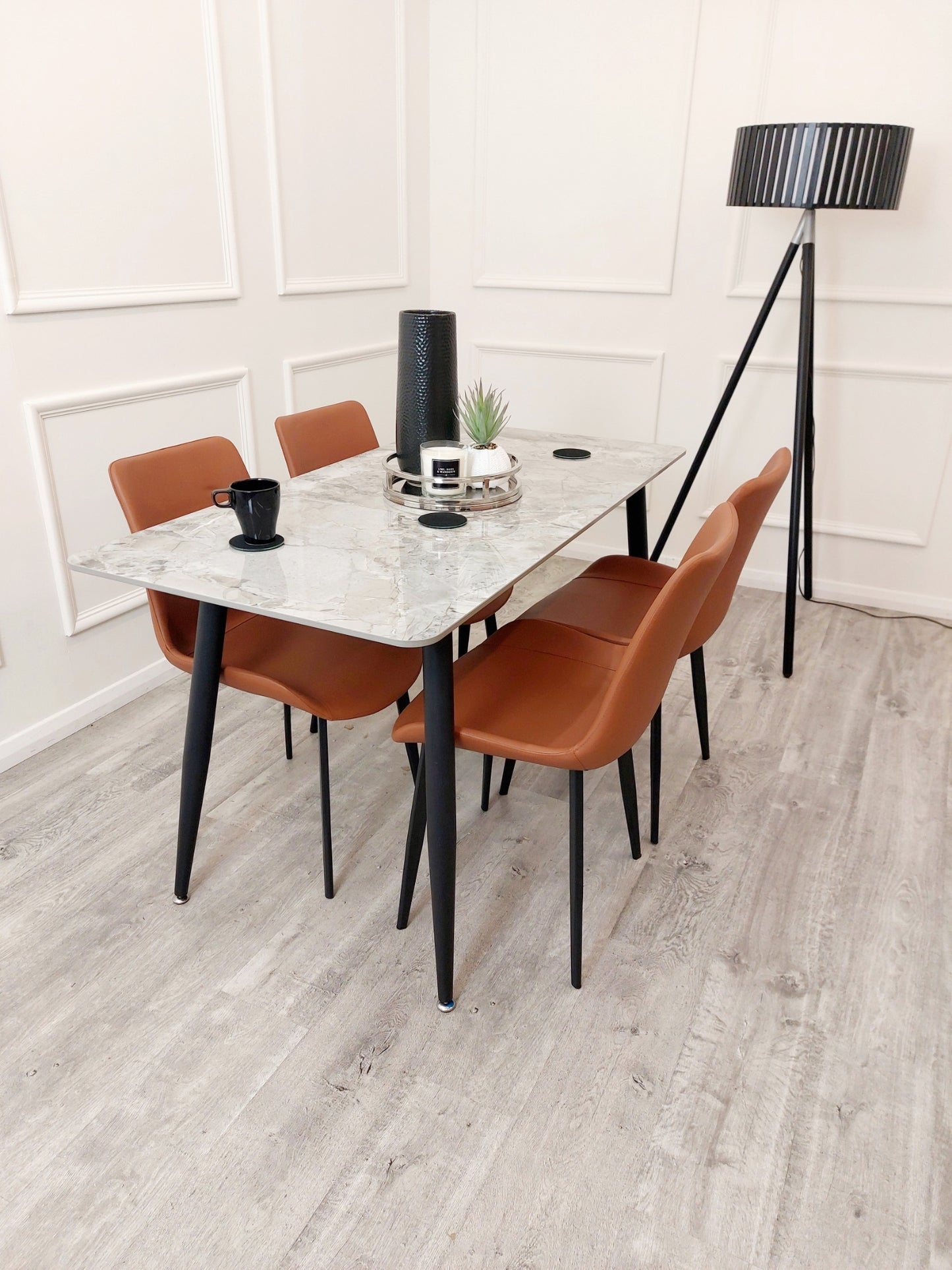 TITUS 1.4 BLACK DINING TABLE WITH SHADOW ASH GREY SINTERED STONE TOP