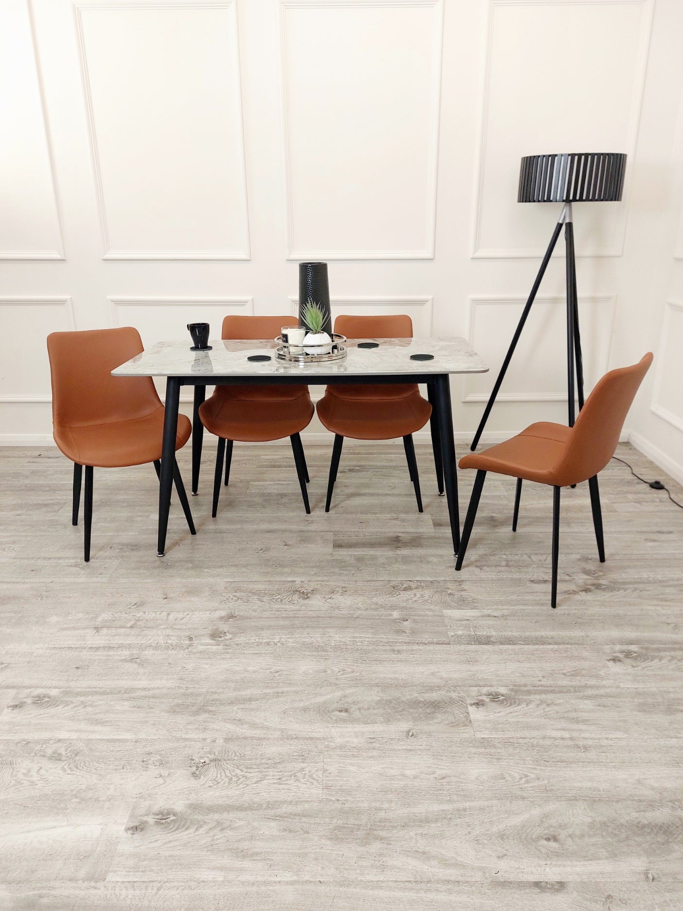 TITUS 1.4 BLACK DINING TABLE WITH SHADOW ASH GREY SINTERED STONE TOP